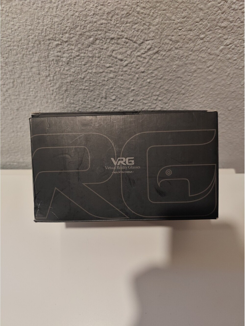 VRG Virtual Reality Glasses with Remote Controller